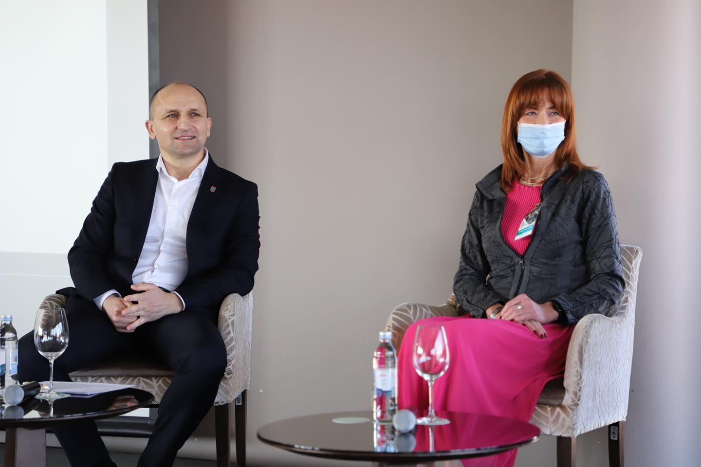 274341926 476049340848460 1706755940045645688 n