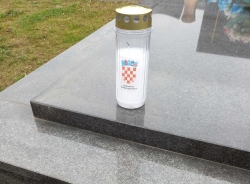 IMG 4a5a0ece91a778aef70fada78a6cad8d V