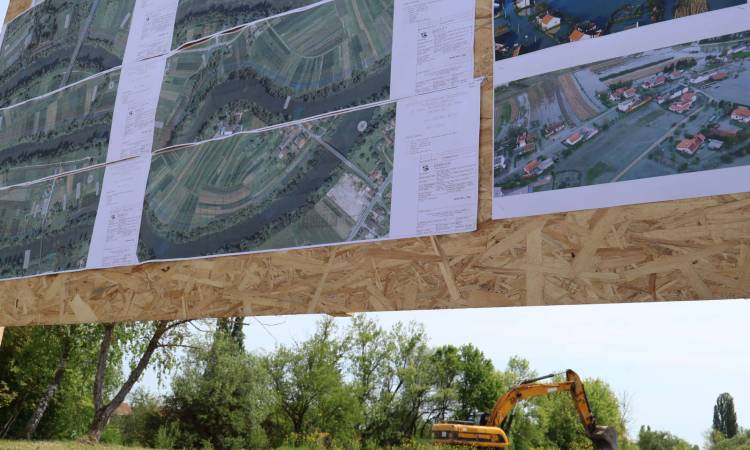 Nastavlja se izgradnja desnoobalnog nasipa Kupe u Karlovcu