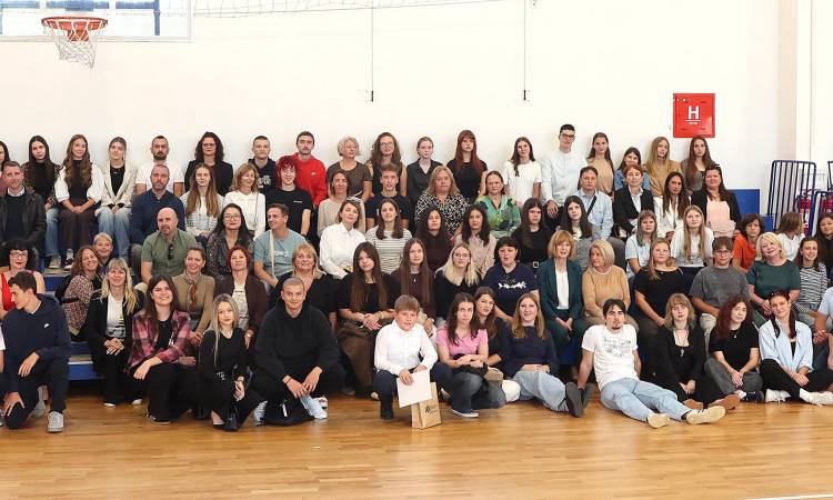 Karlovačka županija nagradila najbolje učenike i njihove mentore, naše državne prvake